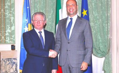Italia përkrah heqjen e vizave për kosovarët