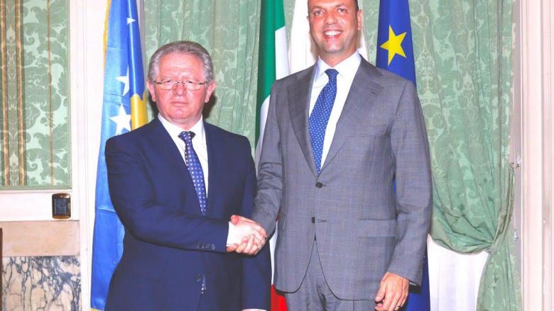 Italia përkrah heqjen e vizave për kosovarët