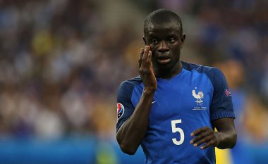 Franca me dy mungesa të mëdha në çerekfinale