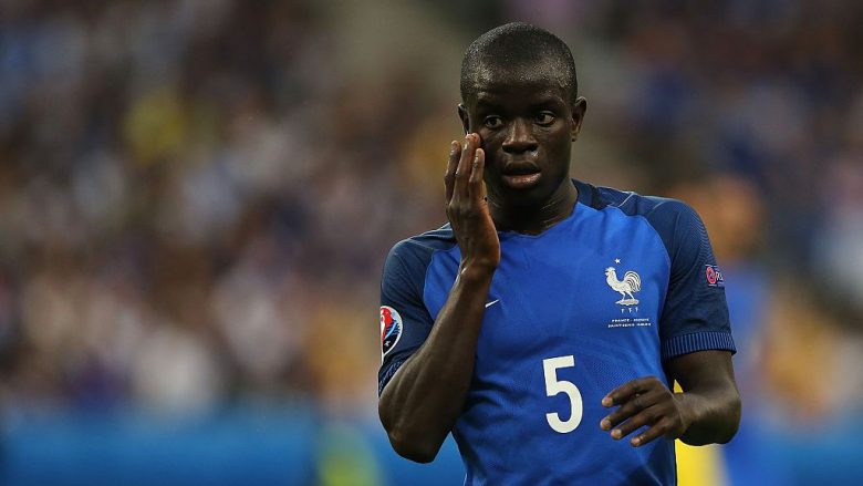 Franca me dy mungesa të mëdha në çerekfinale