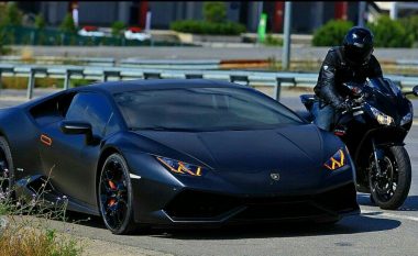 Shikoni garën e çmendur mes veturës Lamborghini dhe motoçikletës Honda (Video)