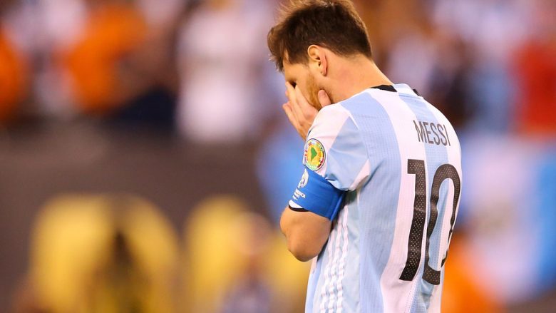 Messi: Futbolli ma ka borxh Kupën e Botës