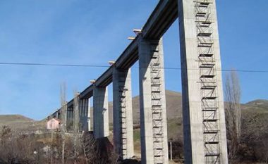 Maqedonia dhe Bullgaria lidhen përmes linjës hekurudhore në vitin 2020