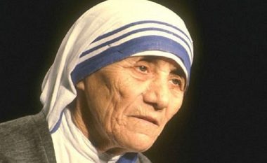 Për universitetin “Nënë Tereza” reagojnë edhe partitë jashtëparlamentare (Video)