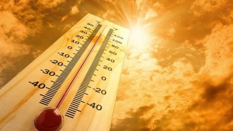 Temperaturat e larta ‘pushtojnë’ Amerikën Perëndimore