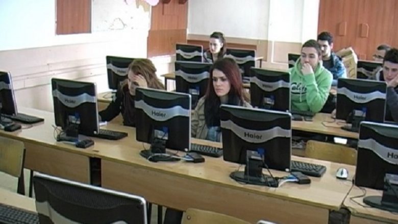 Testimi ekstern i maturantëve në Maqedoni do të bëhet nga 30 janari deri më 3 shkurt