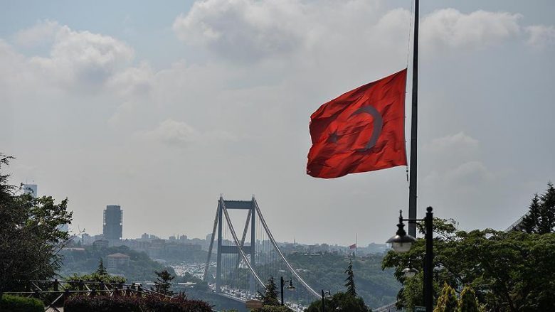 Sulmi terrorist në Stamboll, qeveria turke shpall një ditë zi kombëtare