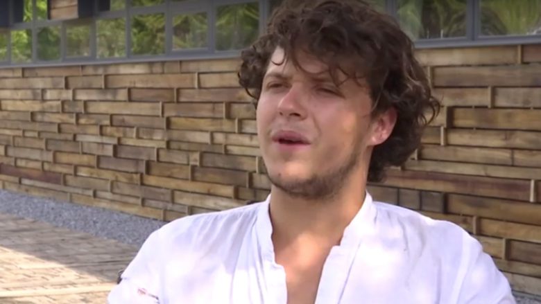 Gazetari rrëfen si ndodhi sulmi ndaj tij (Video)