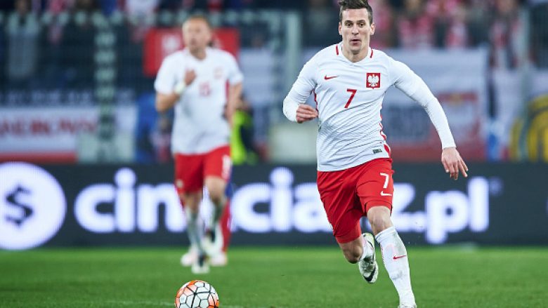 Aksion i bukur që konkretizohet me gol nga polakët (Video)