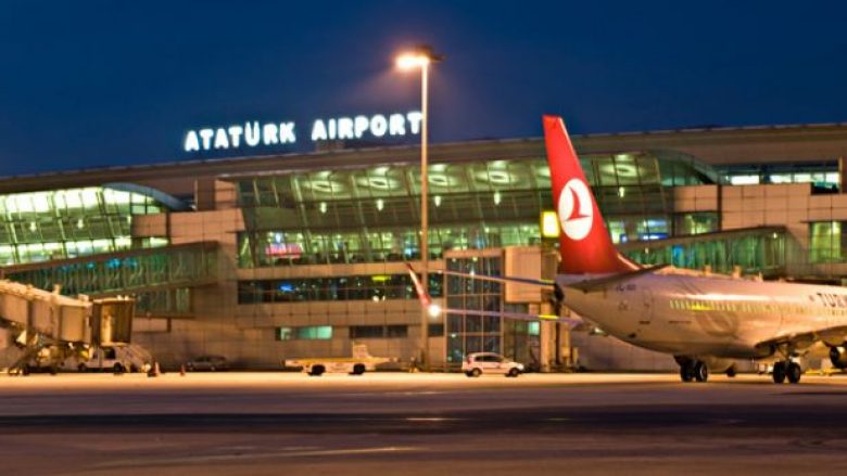 Shpërthim në aeroportin Ataturk të Stambollit (Video)