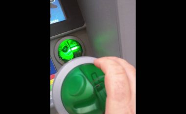 Ja si u bë manipulimi i bankomatëve në Austri (Video)