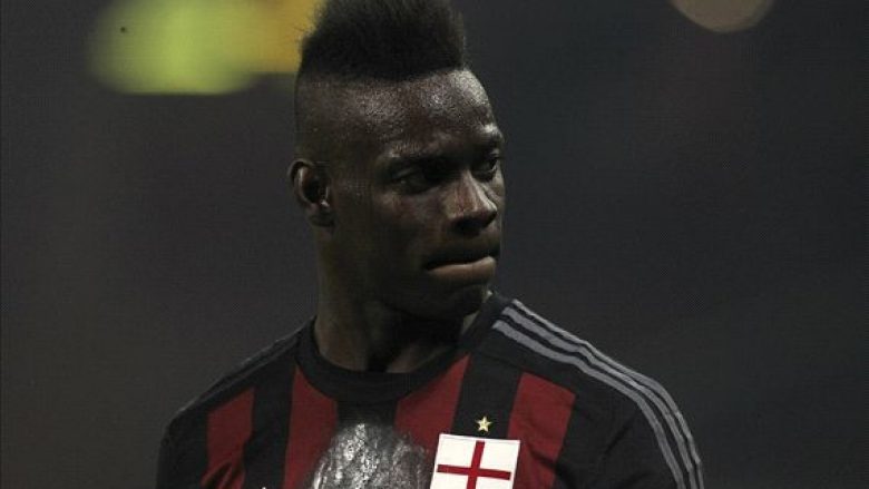 Balotelli i ofrohet Beshiktasit