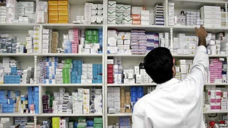 Shoqata Farmaceutike tregon arsyet e shtrenjtimit të barnave në Kosovë