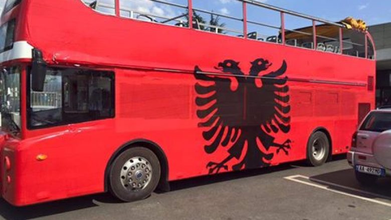 Kush ia huazoi autobusin kombëtares shqiptare (Foto)