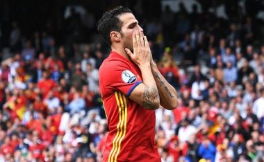 Fabregas i ofrohet Real Madridit