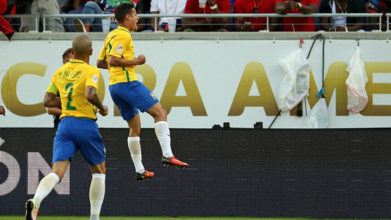 Brazili e ç’monton Haitin, hettrik nga Coutinho (Video)