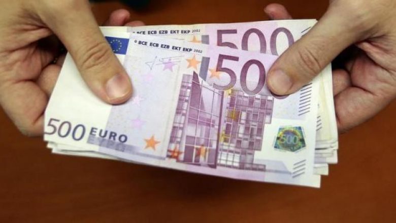 Arrestohet analisti i bankës, për tre mijë euro kredi, 500 euro i mori ryshfet