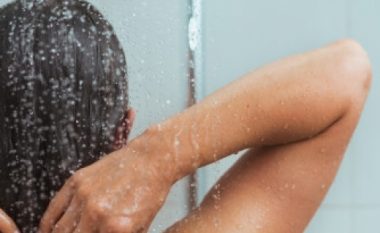 Mësuesja amerikane SMS për nxënësin 11-vjeçar: Po bëhem gati për dush, më imagjino!