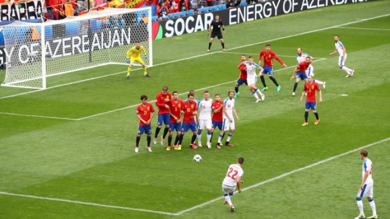 Sa minuta kanë kaluar pa pranuar gol Spanja në Evropian?