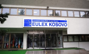 Profilet e larta në dorë të EULEX-it