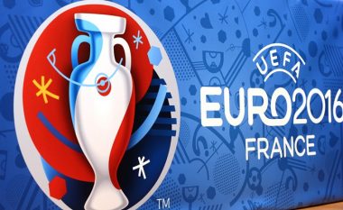 Gafa e UEFA-s, simbolet ruse në fanellën e Kombëtares shqiptare?