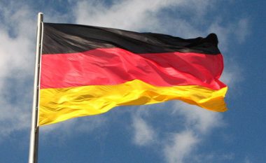 Industria përmbys trendin në Gjermani