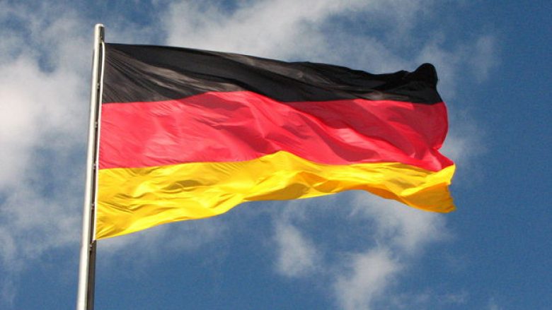 Industria përmbys trendin në Gjermani
