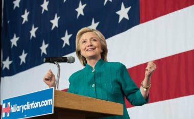 Clinton “siguron” nominimin e demokratëve për presidente