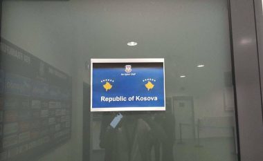 Ekskluzive, Kosova arrin në stadium, pamje para ndeshjes miqësore (Video/Foto)