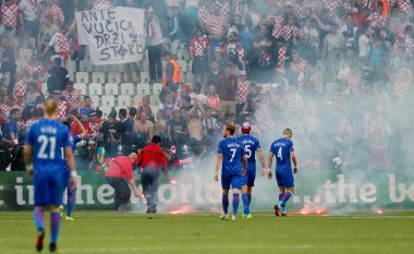 Kroacia rrezikon dënimin, UEFA hap procedurë disiplinore