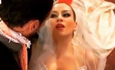Momenti kur Leonora Jakupi “vritet” në ditën e dasmës (Video)