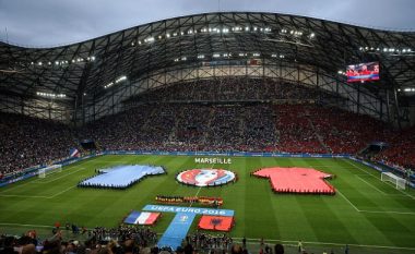 UEFA nuk është e kënaqur me këto fusha në Euro 2016 (Foto)