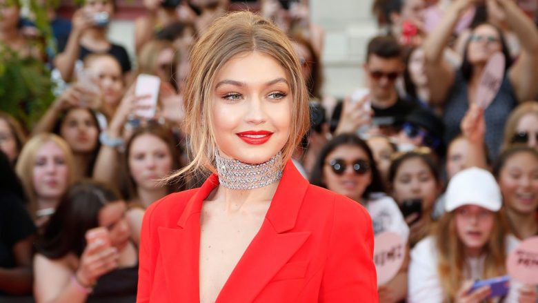 Pesë ndryshimet e mëdha të Gigi Hadid, ja pse duhet t’i kesh ngjyrat e saj