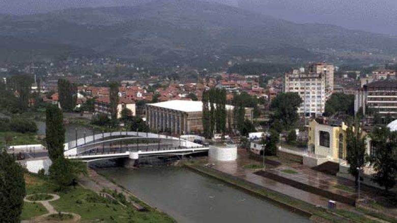 BE: Kufiri mes dy Mitrovicave, sipas ligjeve të Kosovës