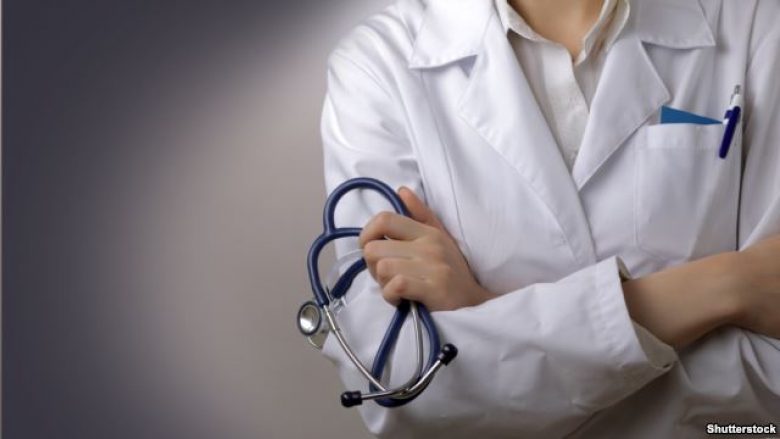 Aktakuza ndaj mjekëve ndikon negativisht në punën e tyre