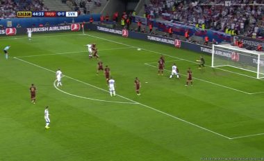Hamsik trondit Rusinë me një super gol (Video)