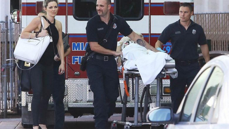 Rita Ora përfundon në spital (Foto)