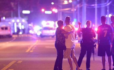 20 të vdekur e 42 të plagosur nga sulmi terrorist në klubin e homoseksualëve në SHBA (Video)