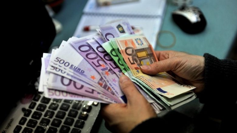 Ja kush janë dy personat me pagat më të larta në Kosovë