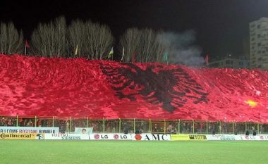 Hapja e flamurit shqiptar në Marseille, hyn në rekordin ‘Guinness’