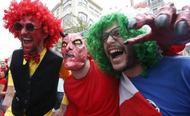 Tifozët më të veçantë të ‘Euro 2016’, mes tyre edhe një shqiptar (Foto)