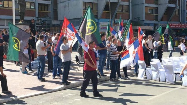 Rrahje në mes të serbëve në veri, lëndohen disa persona