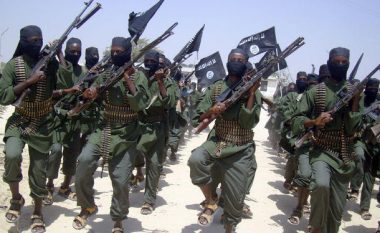 Al-Shabaab vret 43 paqeruajtës të Bashkimit Afrikan në Somali