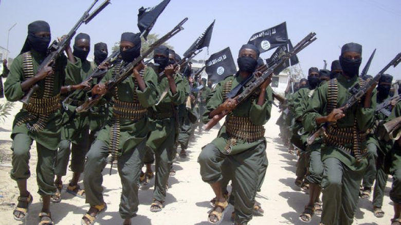 Al-Shabaab vret 43 paqeruajtës të Bashkimit Afrikan në Somali