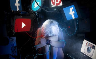 Rrjetet sociale, “epidemia” e vetmisë