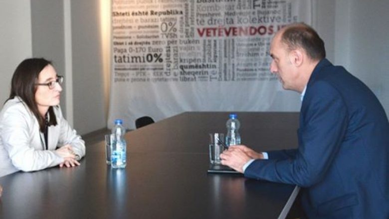 Ymeri flet me ambasadoren belge për kthimin e Vetëvendosjes në Kuvend