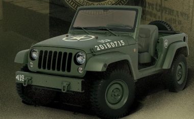 Jeep feston 75 vjetorin me automjet ushtarak