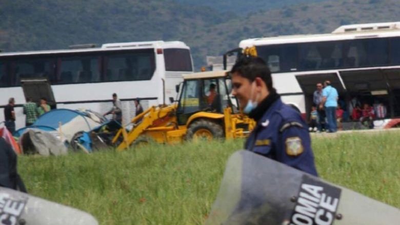 Policia greke i ka ndaluar anarkistët spanjoll të protestojnë në kufirin e Maqedonisë