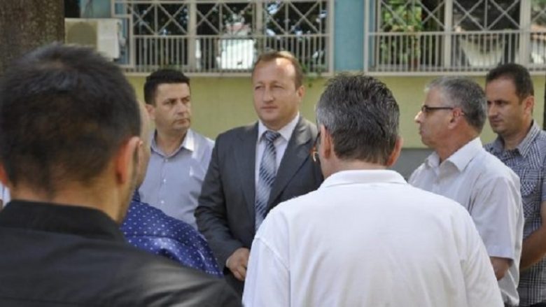 Zëvendësministri Nuhiu e vizitoi Repartin për punë administrative në Tetovë (Foto)