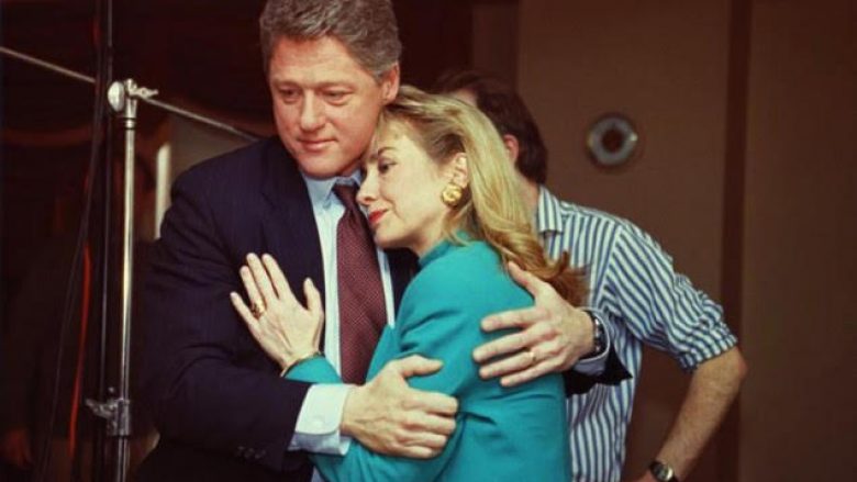 Hillary dhe Bill Clinton mes romancës e politikës, 40 vite martesë (Foto)